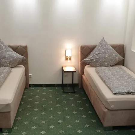 - Altstadt Apartment *