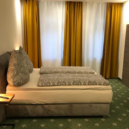 - Altstadt Apartment