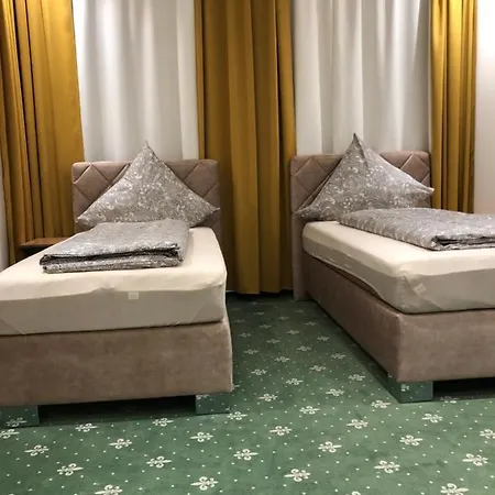 - Altstadt Apartamento *