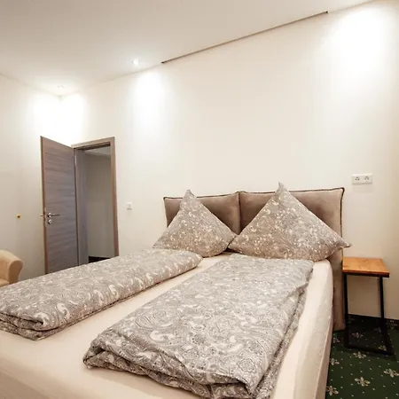 - Altstadt Apartment