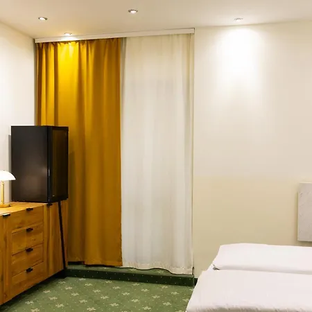 - Altstadt Appartement *